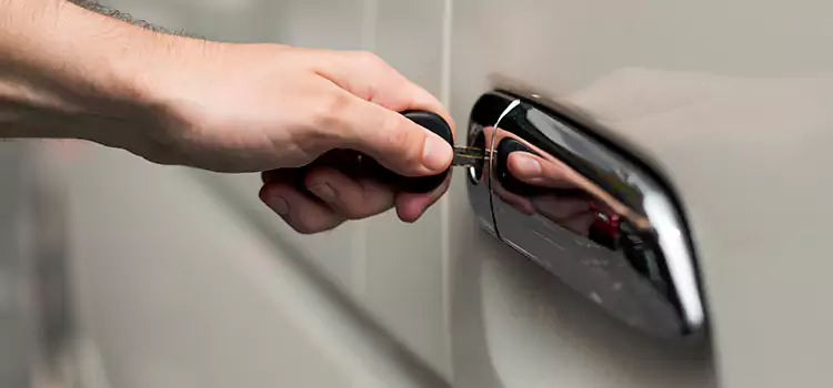 Why Choose Our Auto Locksmith Team in Roswell, GA?