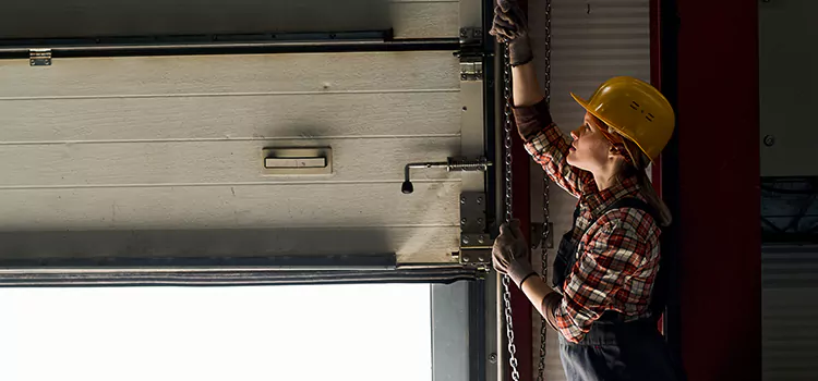 Addressing Common Garage Door Stoppage Issues in Roswell, GA